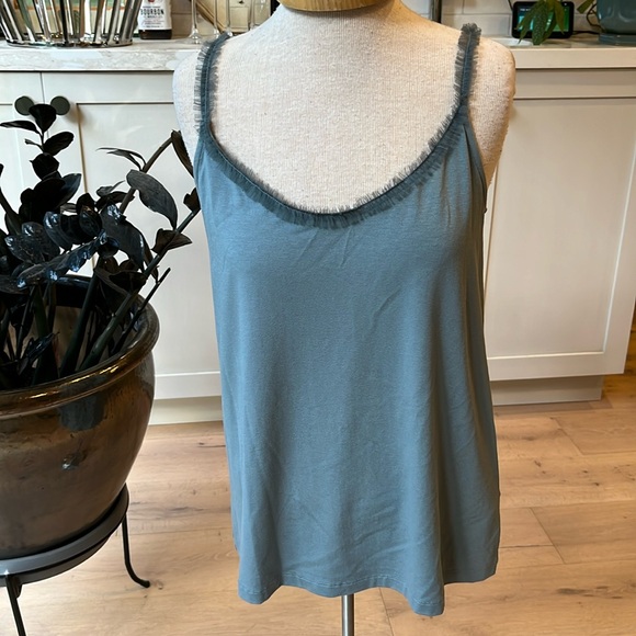 NWT Riani soft green camisole with ruffle trim at the shoulder and neckline - Picture 1 of 9